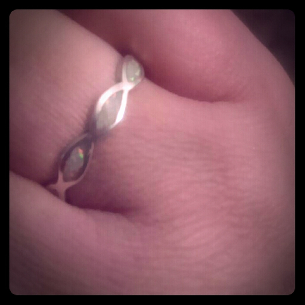 Sterling Silver USA 831 opal ring